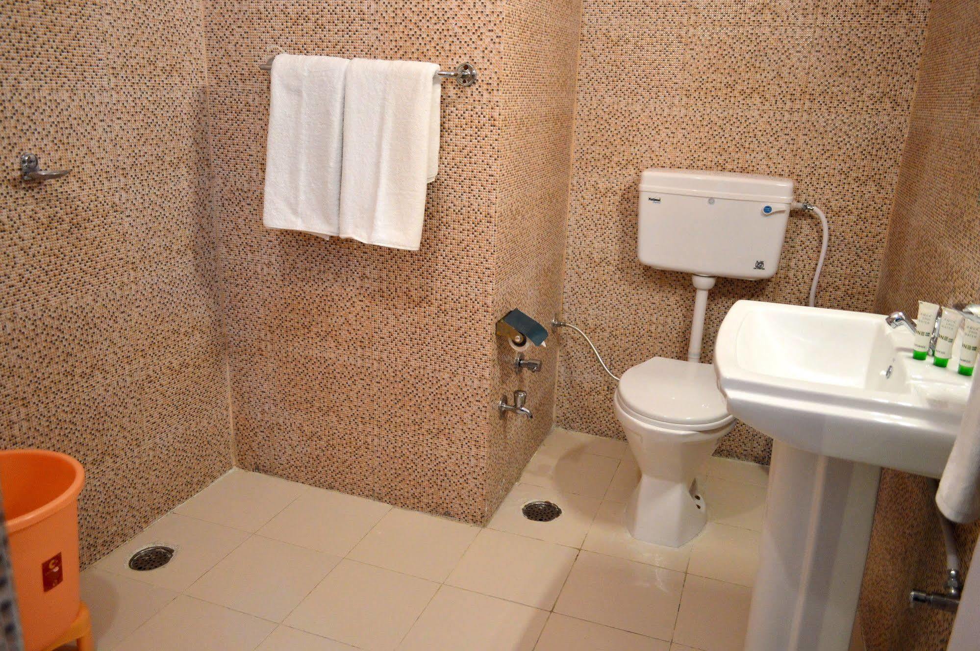 Dee Jay Resort Dhaliara Luaran gambar