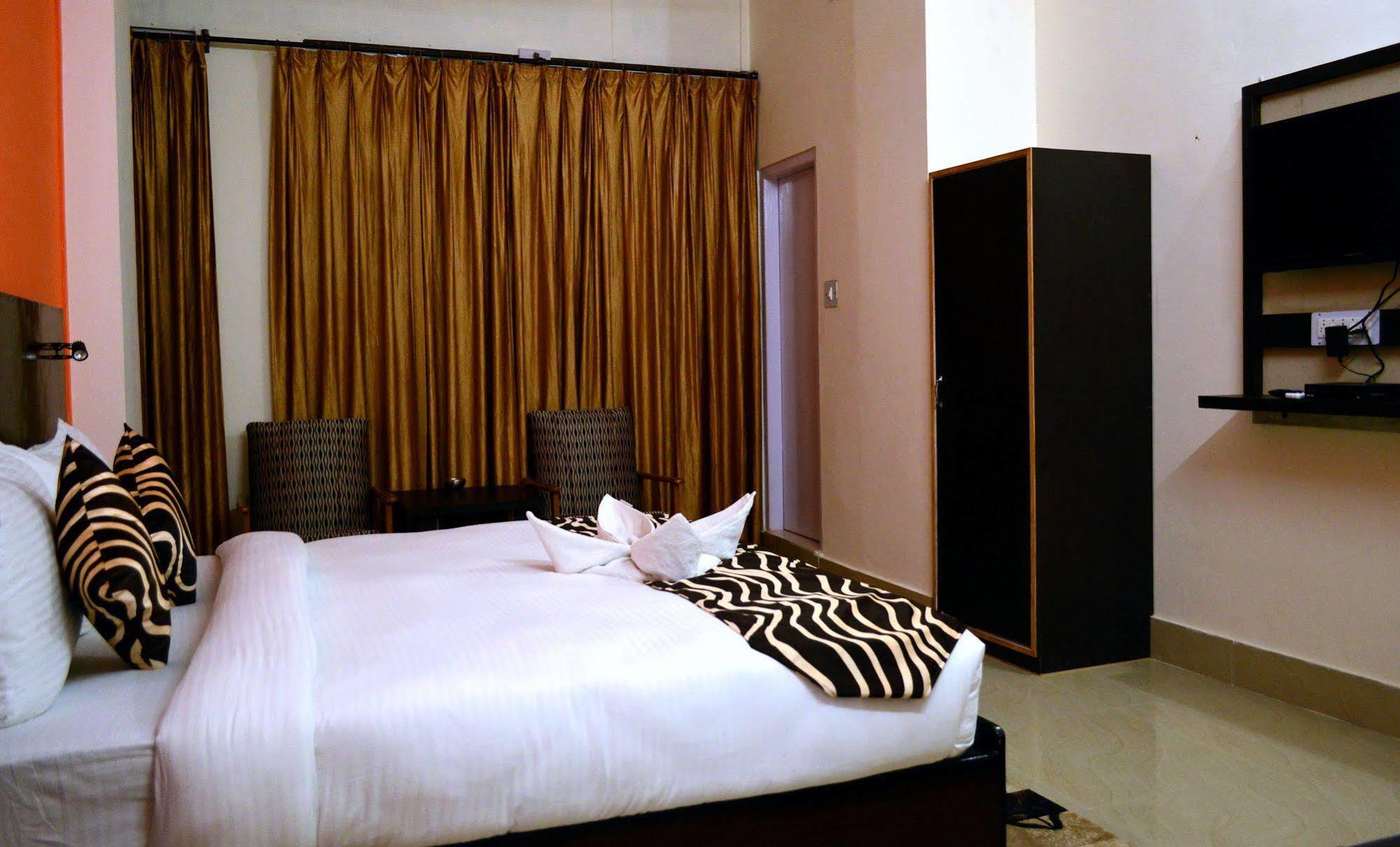 Dee Jay Resort Dhaliara Luaran gambar